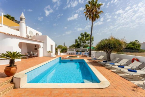 Superb Carvoeiro Villa - Casa Cinco Cupulas - 7 Bedrooms - Perfect for Larger Groups